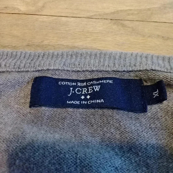 J. Crew Cashmere Cotton Lightweight Tan Light Brown Minimalist V Neck Sweater XL - Picture 5 of 9